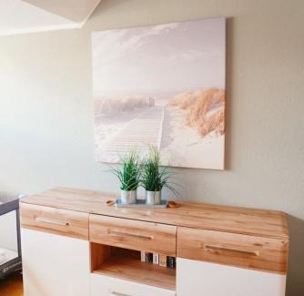 Neuharlingersiel Apartment | Ferienwohnung KÖÖK II - Der Strand ist zum greifen nah.