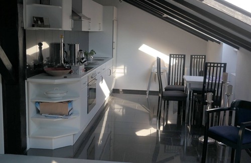 Center/Hamm-Bossendorf Apartment | Ferienwohnung Künstlerhaus am See, 1-2 Pers