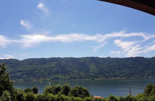 Sattendorf Apartment | Ferienwohnung Karasek mit Seeblick