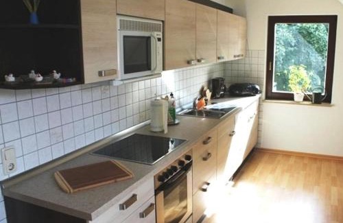 Gelmeroda Apartment | Ferienwohnung Karin Schindler
