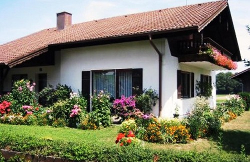 Waging am See Apartment | Ferienwohnung Knittler