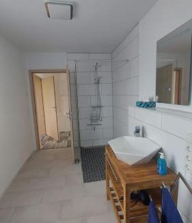 Neuharlingersiel Apartment | Ferienwohnung Krabbe im Haus-Neuharlingersiel