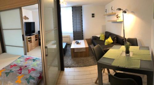 Rhumspringe Apartment | Ferienwohnung Kuhn