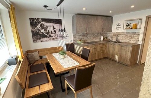 Ruhpolding Apartment | Ferienwohnung Leni, 5 Minuten vom Ortszentrum Entfernt