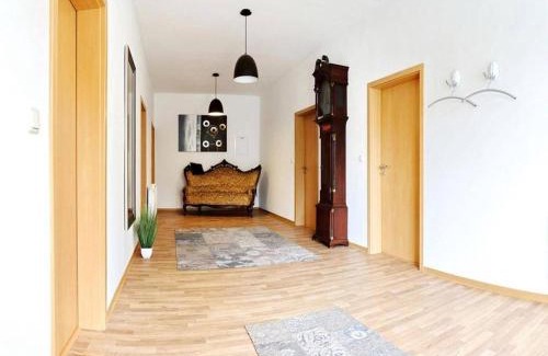 Butjadingen Apartment | Ferienwohnung Leuchtfeuer - Hof Sinswürden