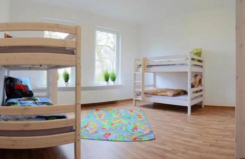 Butjadingen Apartment | Ferienwohnung Leuchtfeuer - Hof Sinswürden