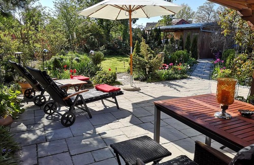 Nordseebad Burhave Apartment | Ferienwohnung Libelle