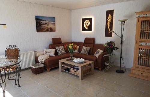 Nordseebad Burhave Apartment | Ferienwohnung Libelle