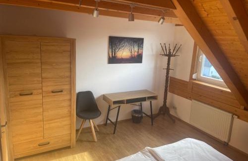 Blumberg Apartment | Ferienwohnung Loder Dachgeschoss