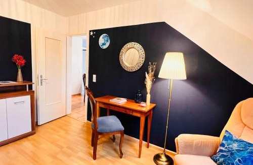 Malterdingen Apartment | Ferienwohnung Luna -3 Schlafzimmer, Waschmaschine, Küche, WLAN, ca 15 Min bis zum Europa Park,