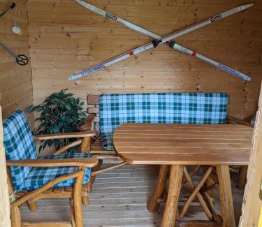Eschbach Apartment | Ferienwohnung Madenburgblick