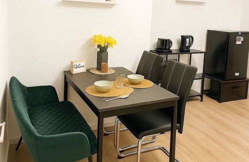 Radolfzell am Bodensee Apartment | Ferienwohnung Miara: Moderner Komfort im Herzen von Radolfzell und See-nähe