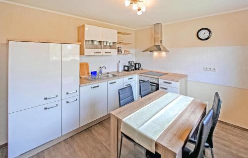 Roggentin Apartment | Ferienwohnung Mirow