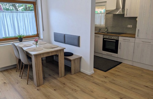 Muensingen Apartment | Ferienwohnung mit 50qm, 1 Schlafzimmer, 1 Wohn-schlafzimmer, Max. 3 Personen