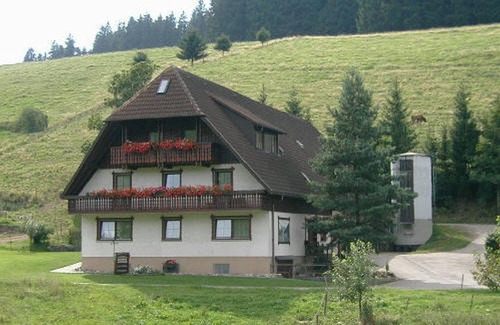 Sankt Georgen im Schwarzwald Apartment | Ferienwohnung mit 52qm, 2 Schlafräume für max. 5 Personen