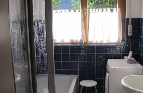 Elzach Apartment | Ferienwohnung mit ca. 100qm, 3 Schlafzimmer, für maximal 6 Personen