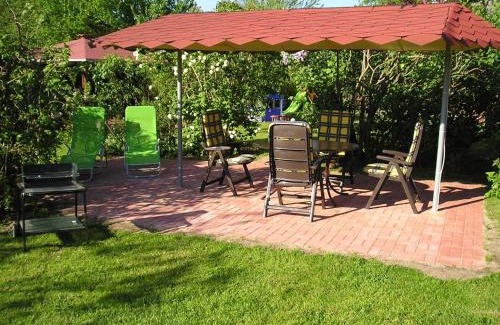 Kroepelin Apartment | Ferienwohnung mit Terrasse in Kropelin