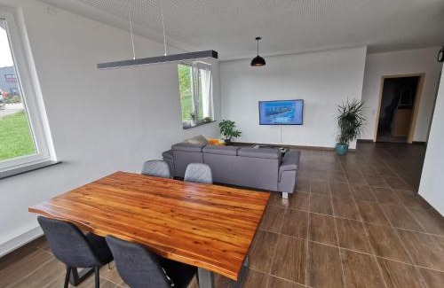 Muensingen Apartment | Ferienwohnung mit Garten und terasse Münsingen