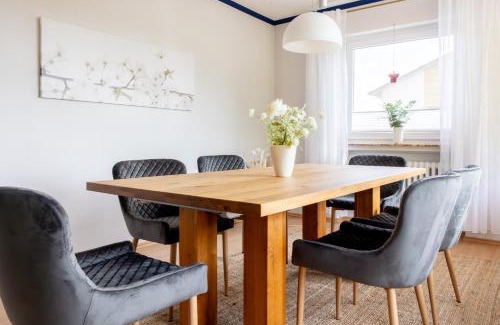 Neu-Eichenberg Apartment | Ferienwohnung mit Kamin am Waldrand