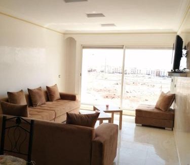 Cite Al Mohammadi Apartment | Ferienwohnung mit Stadt-und Meersicht