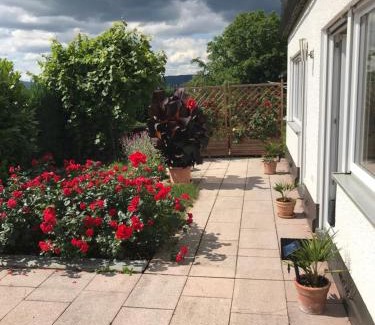Happurg Apartment | Ferienwohnung mit Terrasse bei Nürnberg