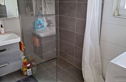 Wissen Apartment | Ferienwohnung Mitten im Grünen für Familien Geeignet