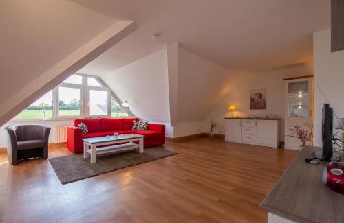 Lobbe Apartment | Ferienwohnung Mohnblume - Strandhaus Lobbe