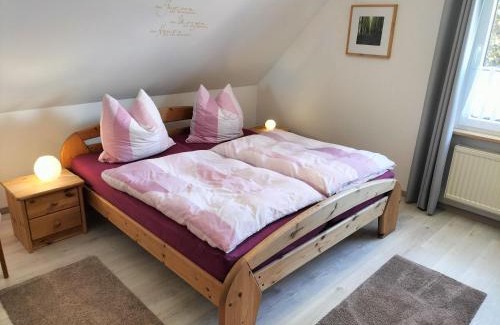 Moormerland Apartment | Ferienwohnung Mona, 65314