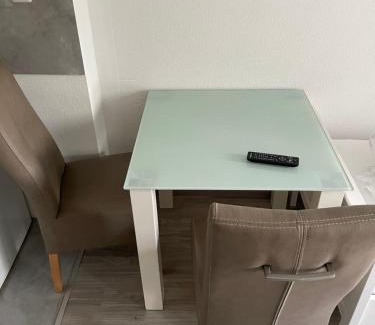 Waldau Apartment | Ferienwohnung Monteurwohnung Kassel zentral ll