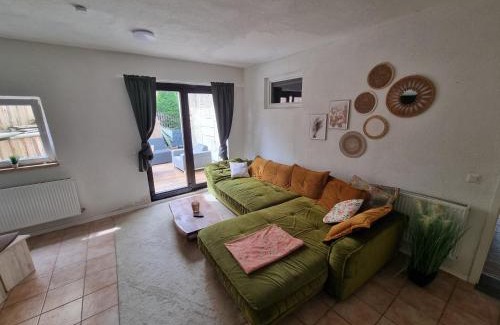 Ahnatal-Weimar Apartment | Ferienwohnung/Monteurwohnung Altes Café