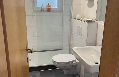 Altenessen-Sud Apartment | Ferienwohnung Nähe Zeche Zollverein. Nichtraucher Wohnung