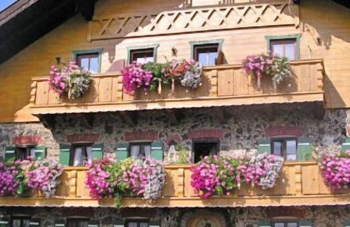 Teisendorf Apartment | Ferienwohnung Nr 1, 2-4 Pers. 1 Schlafzimmer, Wohnküche, Dusche/wc, Balkon