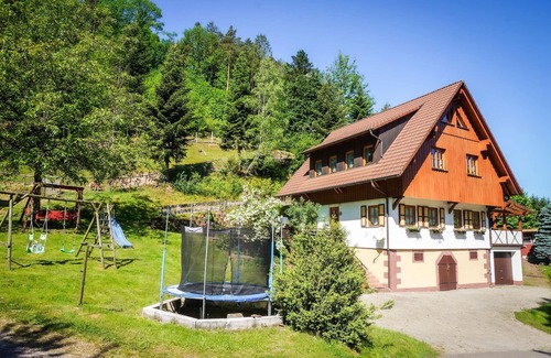 Oberkirch Apartment | Ferienwohnung Nr. 1, 95qm, 3 Schlafzimmer, max. 6 Personen