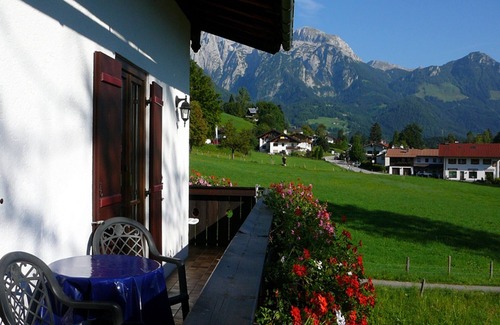 Stanggaß Apartment | Ferienwohnung Nr. 02 "Kehlstein" für 1-2 Pers., ca. 54 qm, Schlafzimmer, Wohnraum, Küche, Balkon