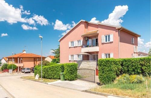 Dajla Apartment | Ferienwohnung Pinta Mit Großem Garten