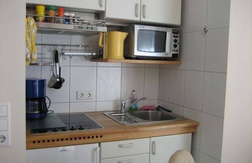 Hasseldieksdamm Apartment | Ferienwohnung Prophet - apartment/apartment, shower, WC