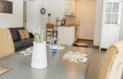 Aulendorf Apartment | Ferienwohnung Ranch-Hufeisen, 90qm, 2 Schlafzimmer, max. 2 Erwachsene und 2 Kinder