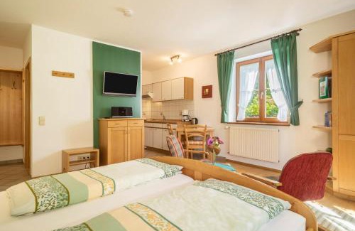 Owingen Apartment | Ferienwohnung Risthof 2