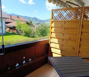 Burgberg Apartment | Ferienwohnung Rosenweg