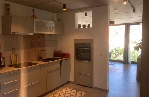 Kanzem Apartment | Ferienwohnung "rot" - Querhaus Kanzem