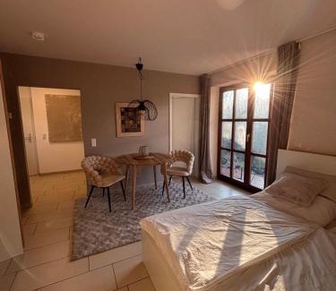 Regensburg Apartment | Ferienwohnung RUNWAY in Regensburg
