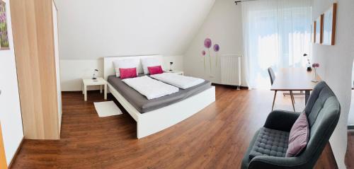 Bochingen Apartment | Ferienwohnung Südpfalz mit Fernblick