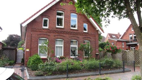 Leer Apartment | Ferienwohnung Sabath, 15105