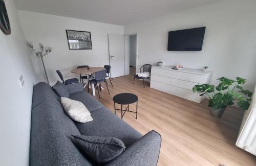 Sandhausen Apartment | ~Ferienwohnung Sandhausen/HD~