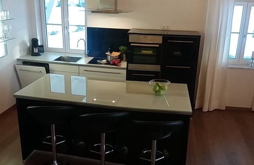 Tittmoning Apartment | Ferienwohnung "Schmuckkastl"