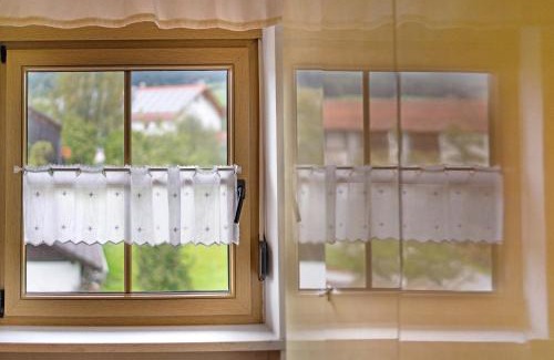 March Apartment | Ferienwohnung Schneider