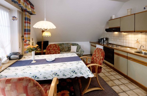 Carolinensiel Apartment | Ferienwohnung Schwalbennest - Landhaus Wilma