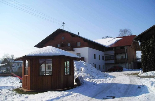 Taching a.See Apartment | Ferienwohnung "Seeblick" bis 2 Personen, Balkon, 30m²