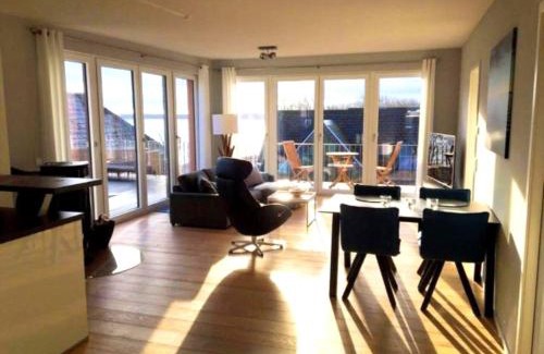 Eckernfoerde Apartment | Ferienwohnung "Seglersteg, Bungalow 11" Hafenspitze