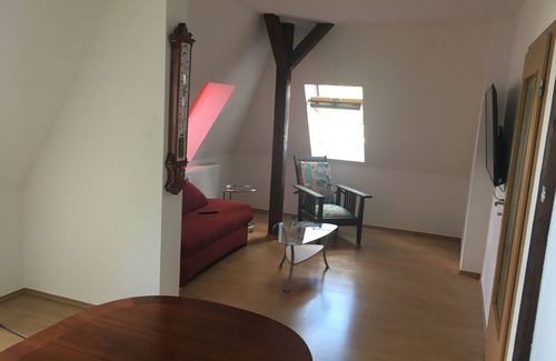 Gera Apartment | Ferienwohnung Sehr Zentral, Neben Gera HBF